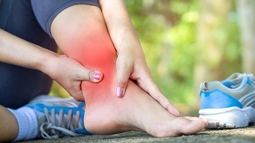 How to manage sports injuries