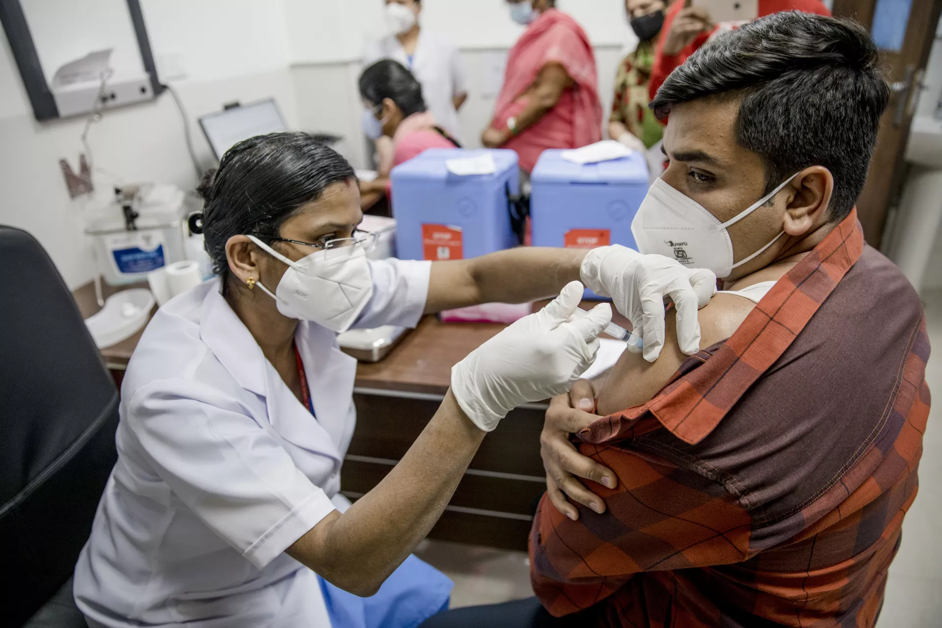 Here are some important things to keep in mind when going for the vaccine!